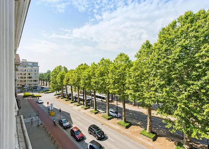 Apartment Classy In Center With Large Balcony *