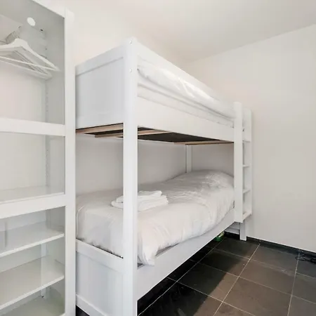 Classy In Center With Large Balcony Lejlighed Gent